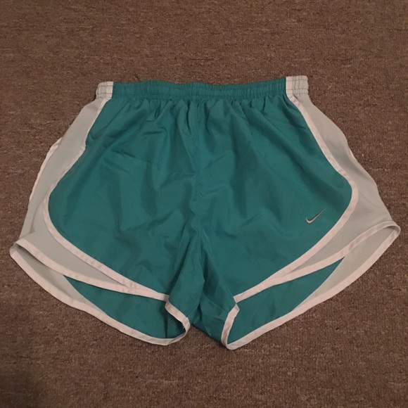 nike dri fit tempo shorts - Picture 2 of 4
